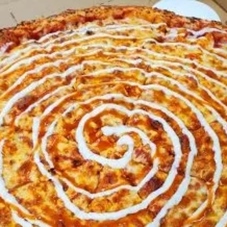 Buffalo Chicken Pizza Delight